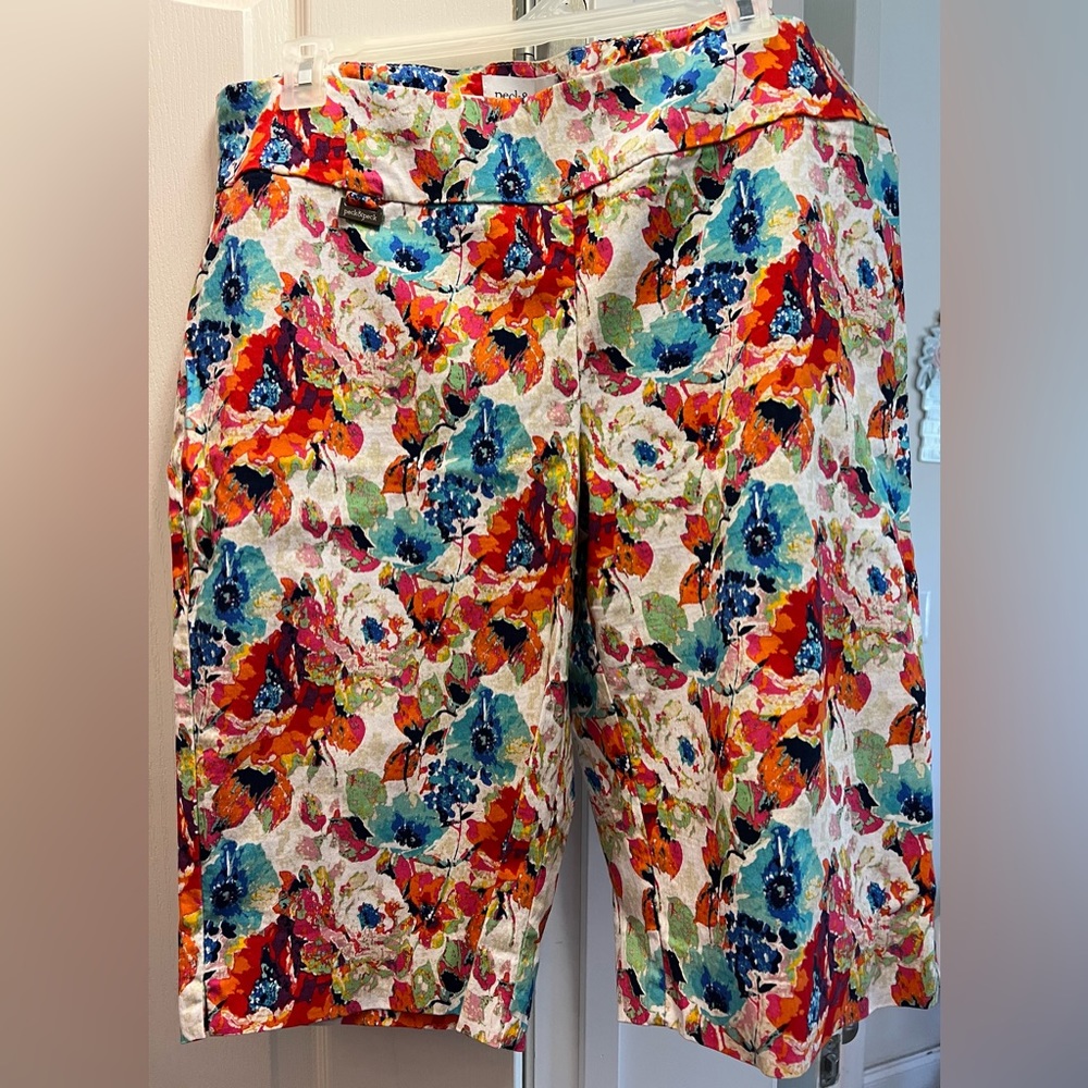 Peck & Peck plus size ladies knee shorts